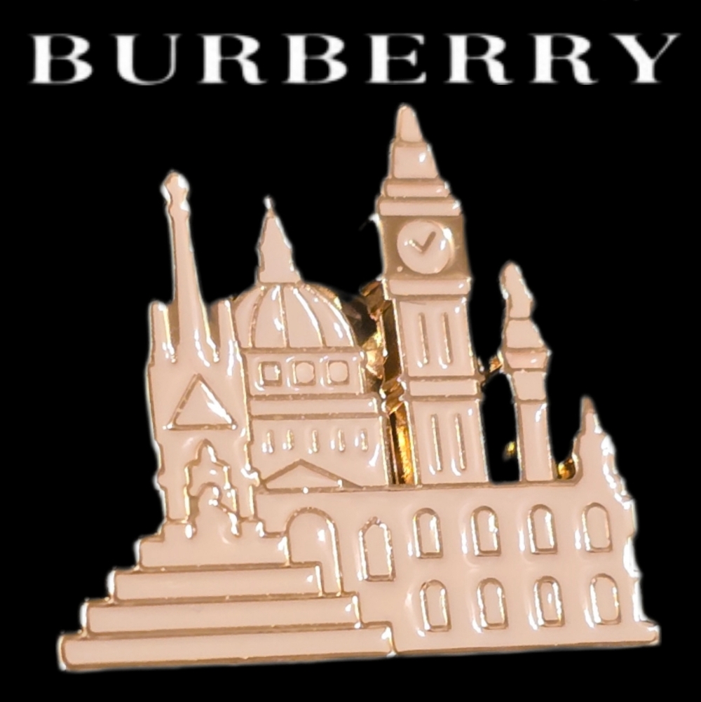 NWOT Burberry London landmarks pin